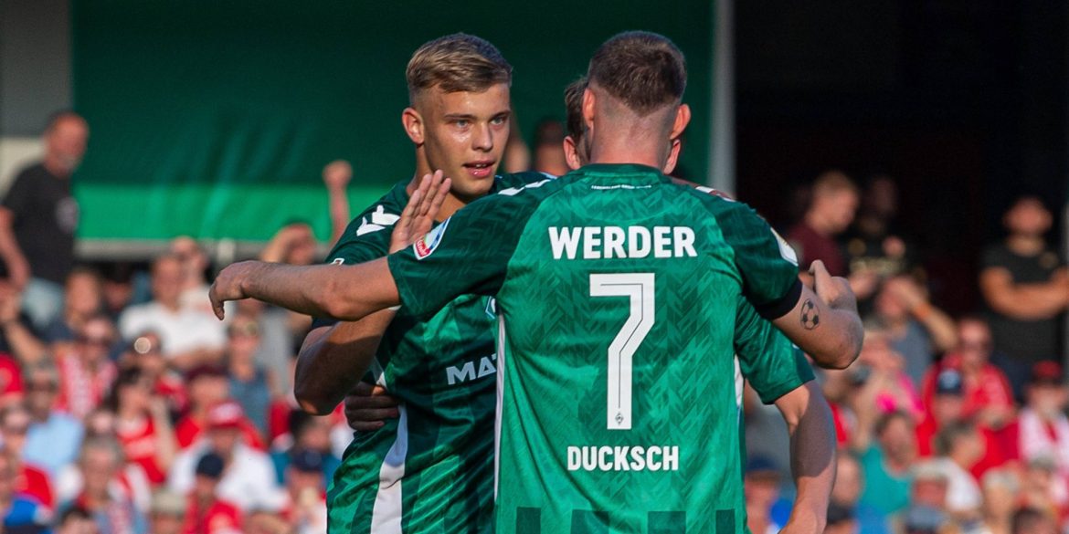 Frag Comunio: Welchen Werder-Stürmer verkaufen? Lieber Brandt oder Duo?